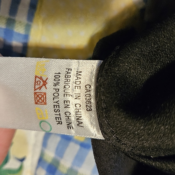 Private Member luxurious black button up - Picture 10 of 10